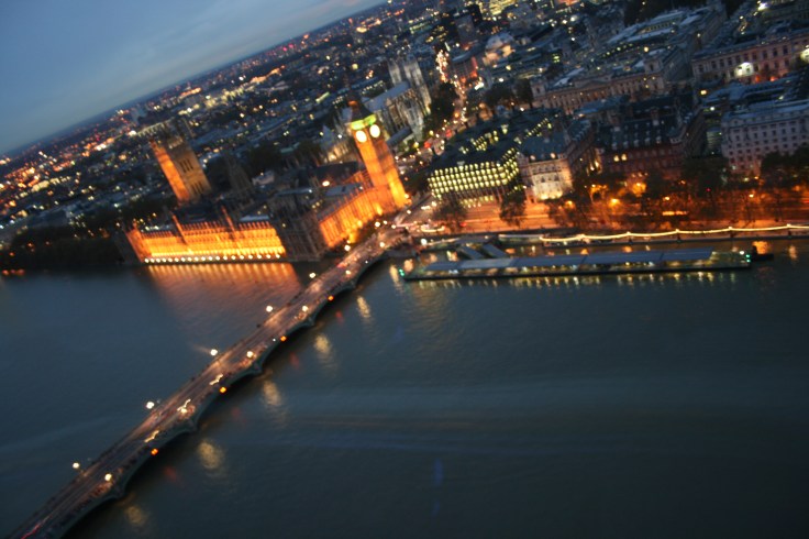 London by night Big Ben, Westminster Abbey, Thames